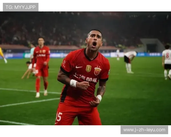 上海海港莱昂纳多中路连续突破:引领未来的足球风暴